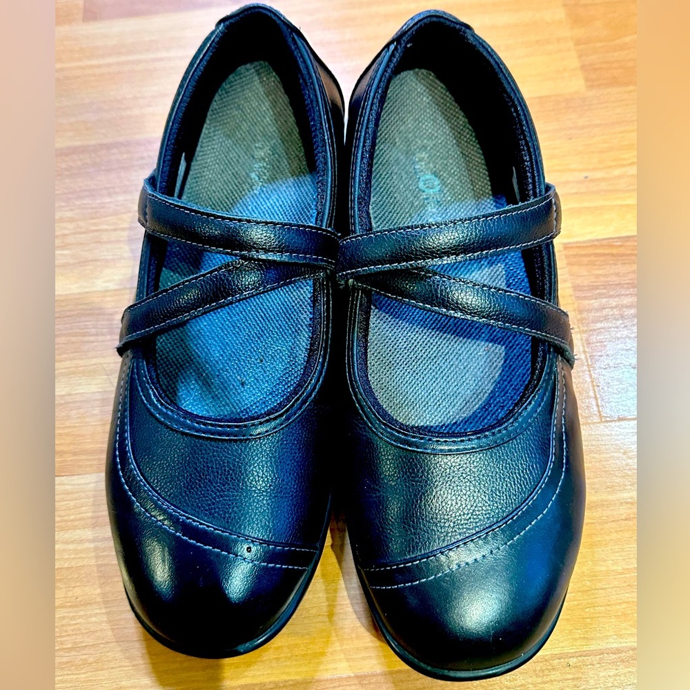 Women’s Ortho Feet Mary Jane’s, size 10.5